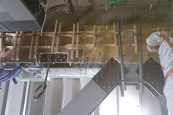 某病院　耐震鉄骨廻り配筋・型枠・グラウト工事