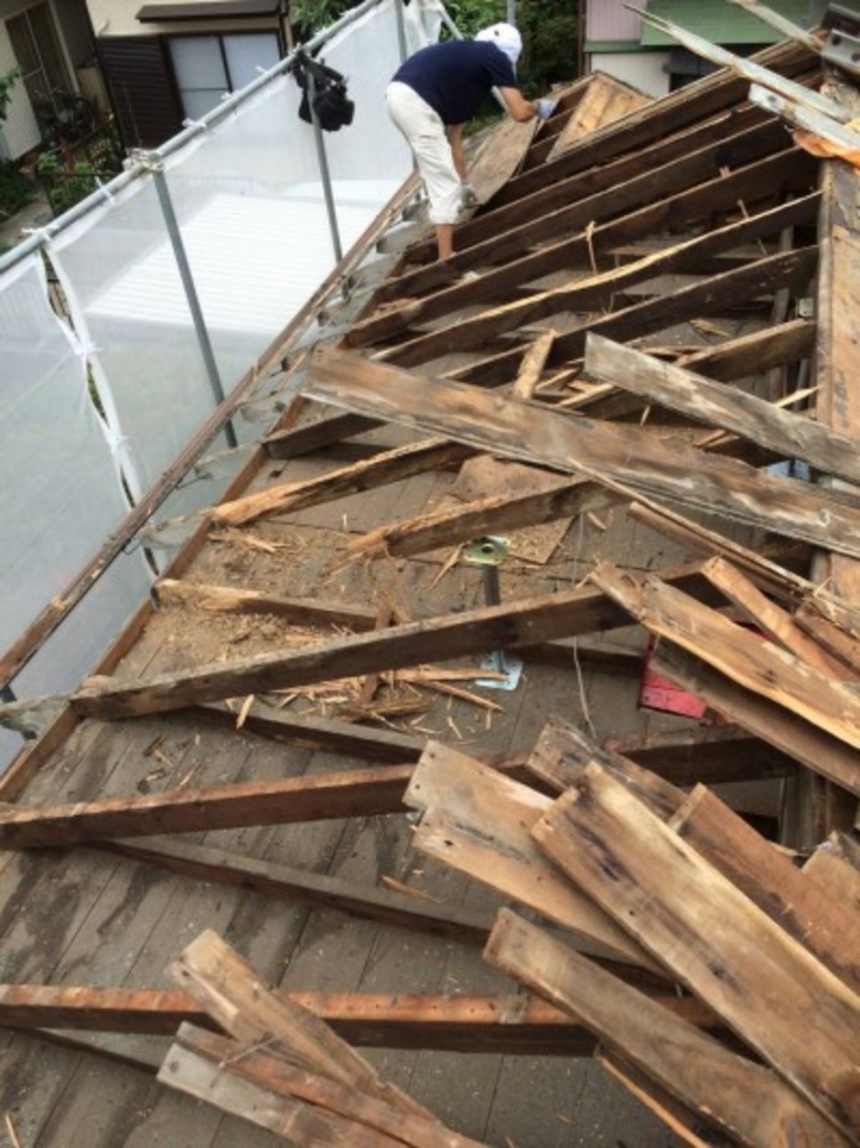 住宅屋根葺替え工事のサムネイル