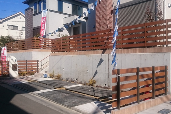 駐車スペース&アプローチ舗装工事