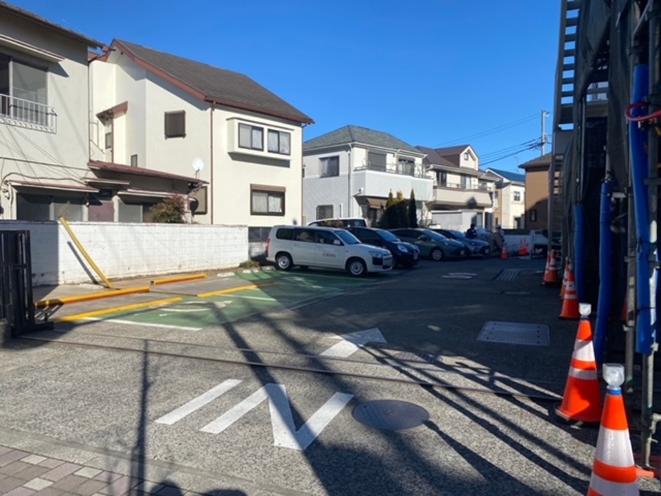 トヨタモビリティ東京　武蔵野関前店様の鉄骨工事が完了致しました！のサムネイル