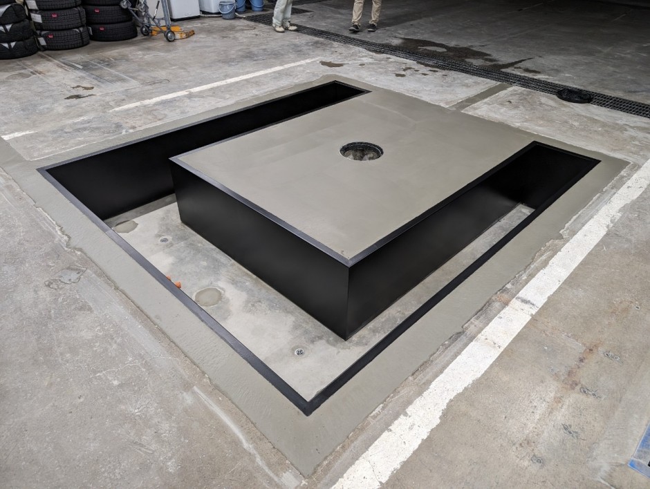 横浜市　某自動車工場　【ピットPC工法】のサムネイル