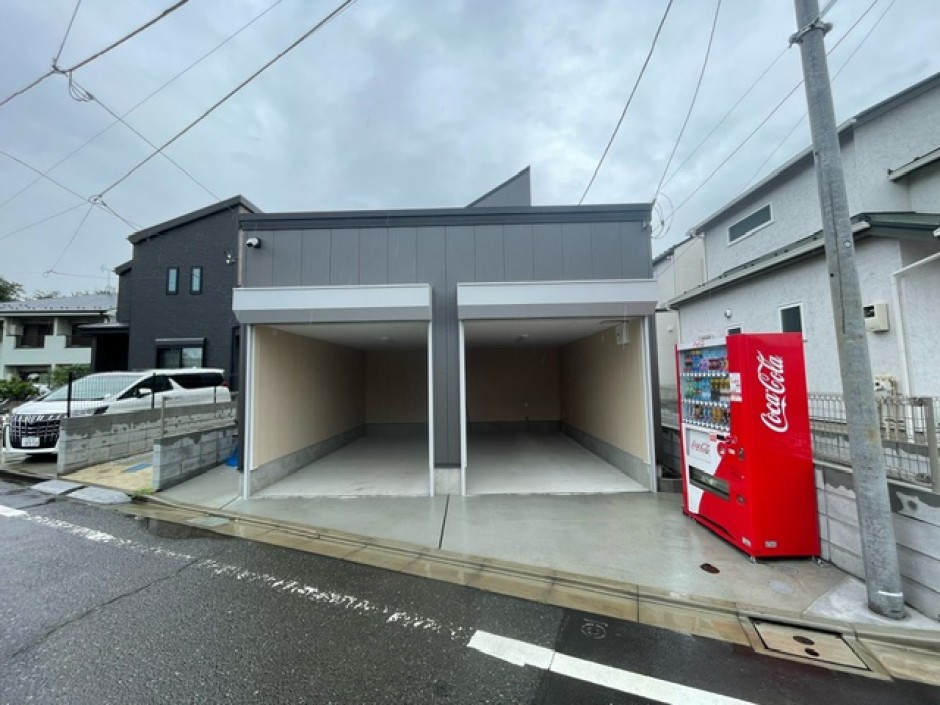 駐車場ガレージ　～新築工事～のサムネイル