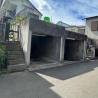 町田市　駐車場ガレージ　改修工事のサムネイル