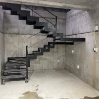 町田市　駐車場ガレージ　改修工事のサムネイル