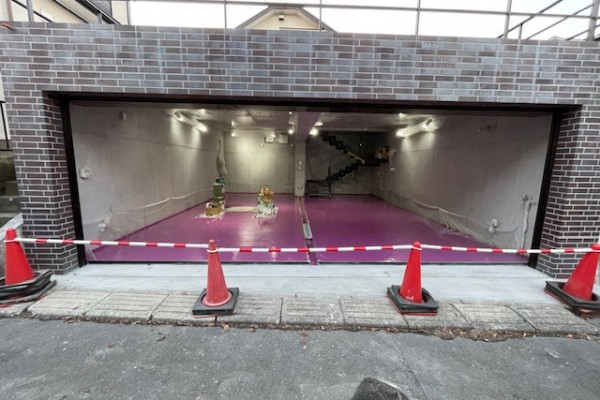 町田市　駐車場ガレージ　改修工事