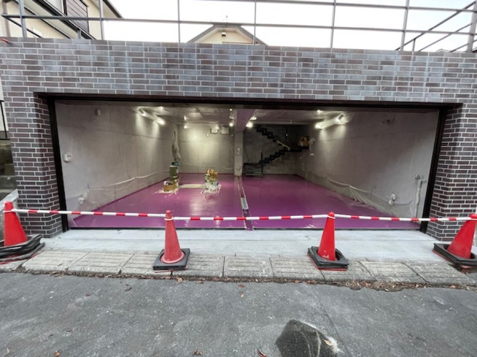 町田市　駐車場ガレージ　改修工事のサムネイル