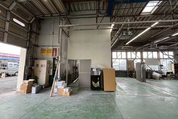 平塚市　某自動車工場　内装増築工事